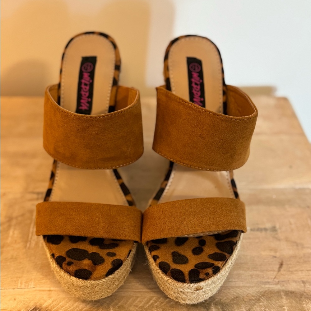 Women's Tan Espadrille Sandals